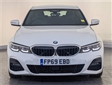 BMW 3 Series Image 4