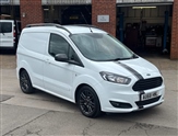 Ford Transit Courier Image 1