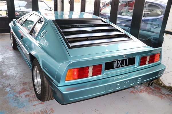 Large image for the Used Lotus Esprit