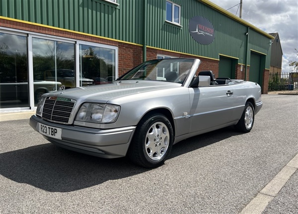 Large image for the Used Mercedes-Benz E220