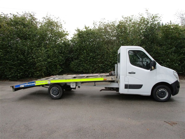 Large image for the Used Nissan NV400