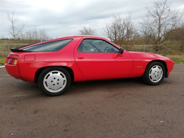 Large image for the Used Porsche 928