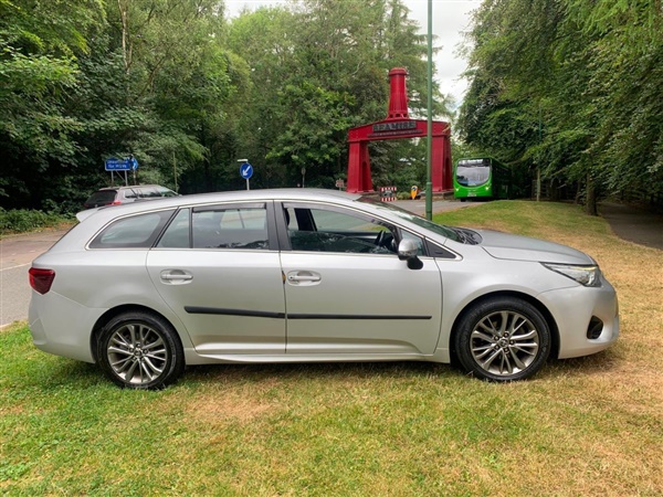 Large image for the Used Toyota AVENSIS
