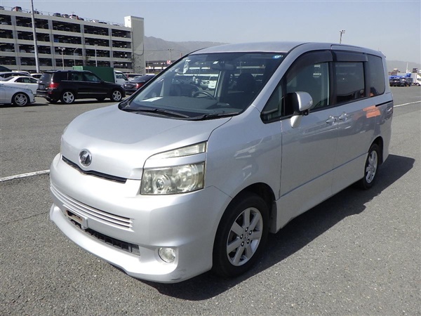 Large image for the Used Toyota Voxy