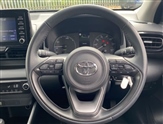 Toyota Yaris Image 6